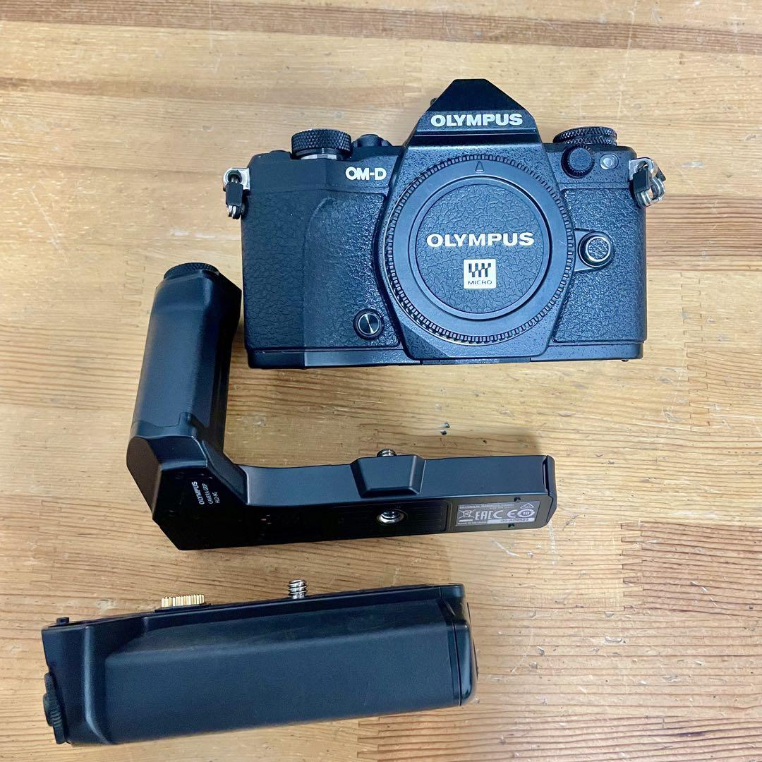 OLYMPUS OM-D E-M5 Mark II バッテリーグリップHLD-8