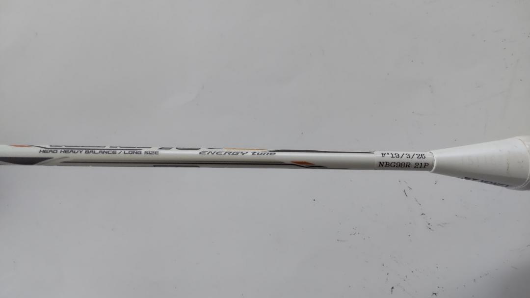 【中古】YONEX バドミントンラケット ボルトリック70e-チューン