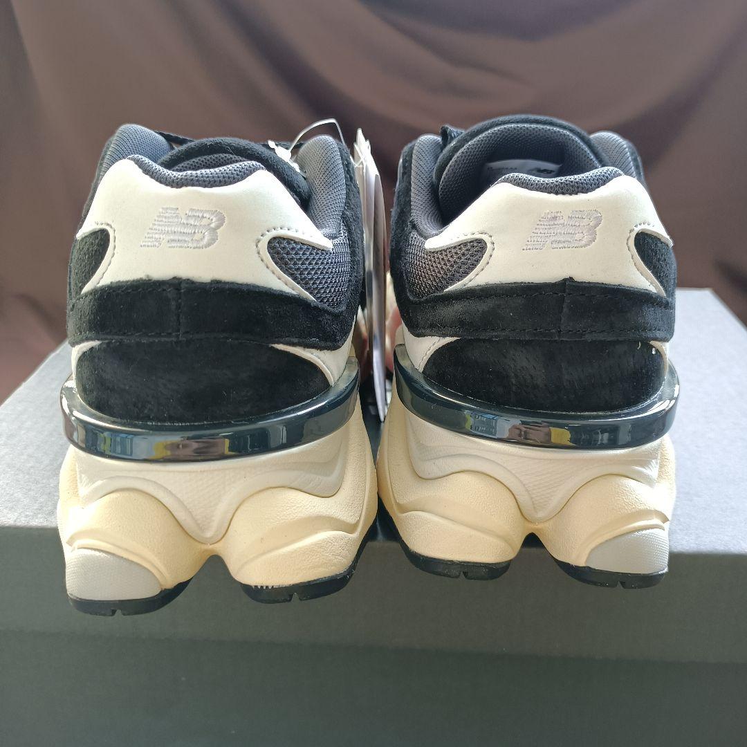 New Balance 9060AAA 24.5cm | pick.com.mx