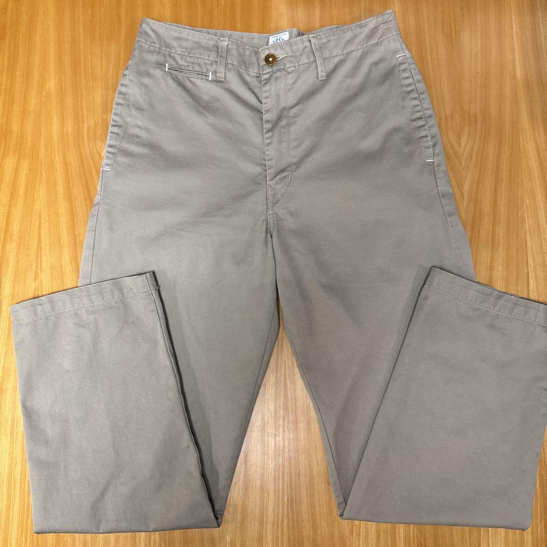 ポストオーバーオールズ　尾錠付きチノパンツ