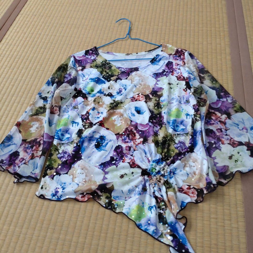 社交ダンス トップス アースカラー 花柄 - メルカリ