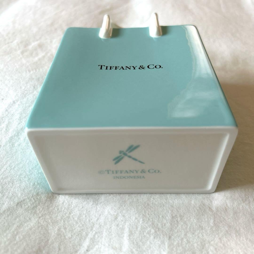 ティファニー 廃盤品 希少 ショッピングバッグ　オーナメント 陶器 高品質】 Tiffany & Co. - TIFFANY ショッピングバッグ型 陶器