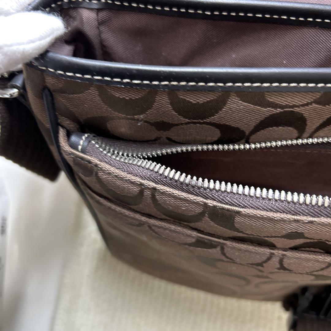 Coach メッセンジャーバッグ ブラウン