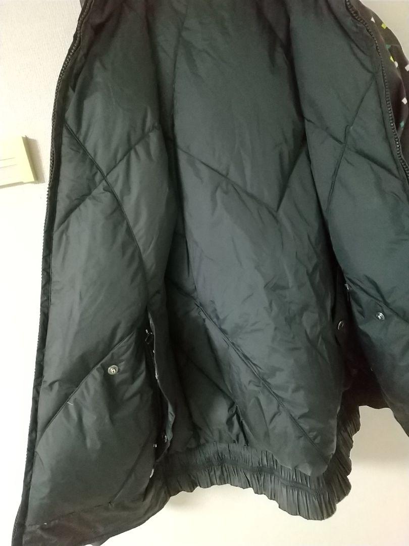 年末のプロモーション特価！ バートンBurton濃ネイビーダウン カラフルドット柄 脇 フード付 ジャケット・アウター