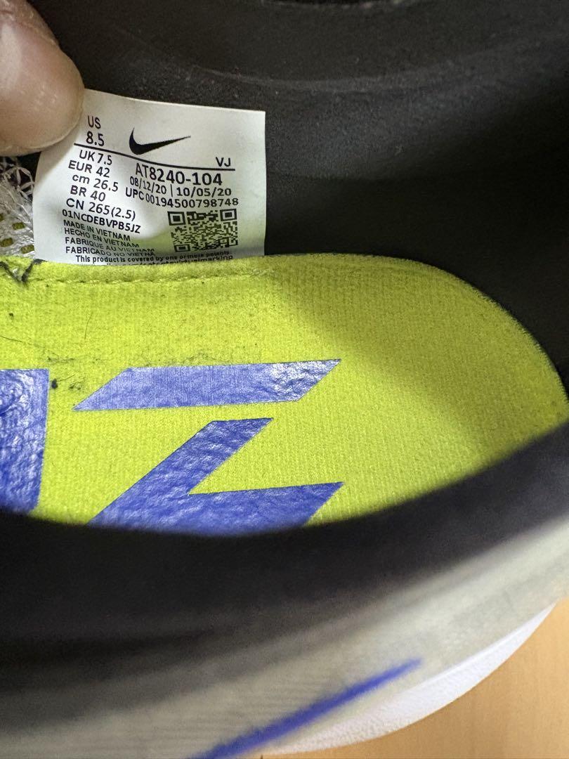 NIKE ランニングシューズ　ズームフライ3