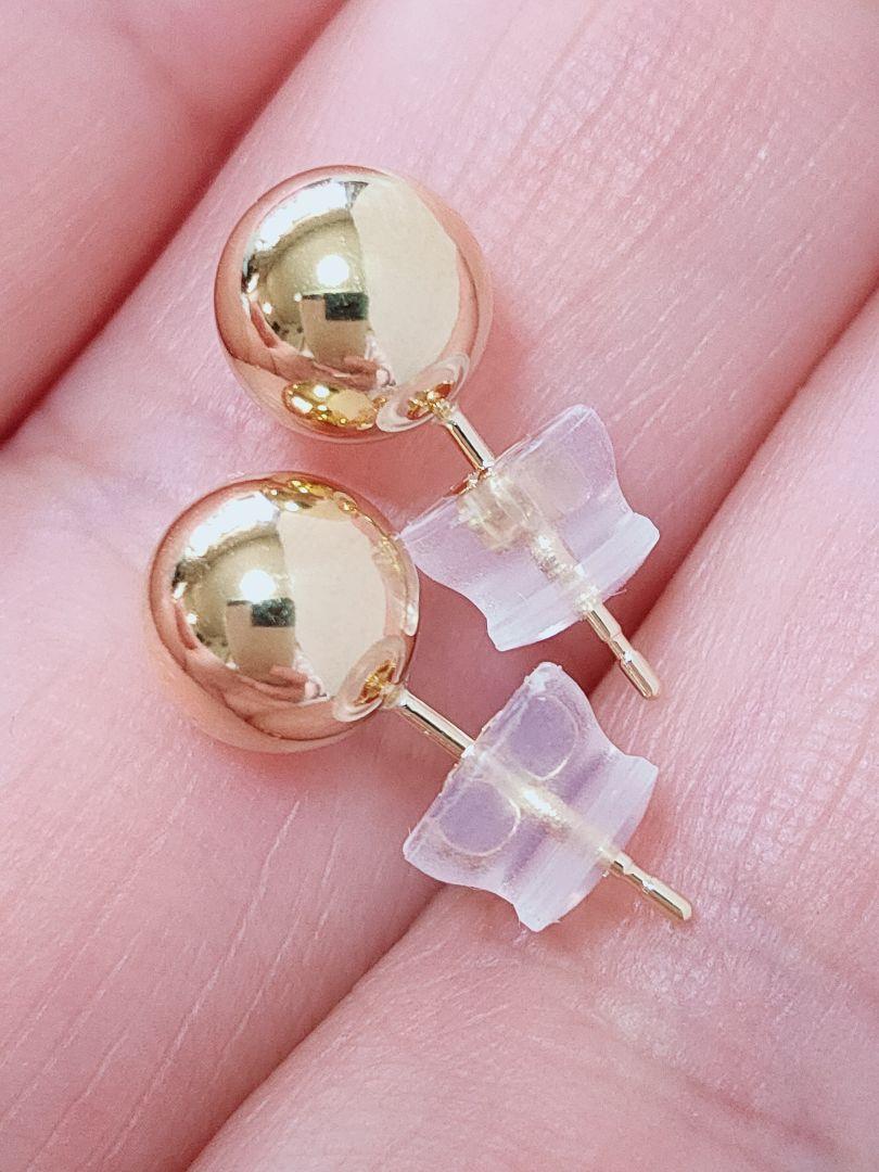 大人気新品  未使用品 7mm 丸 k18 ピアス アクセサリー