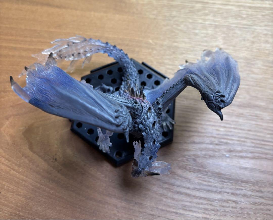 ゼノジーヴァ　臨界　フィギュア　スタンダードモデル　モンスターハンター
