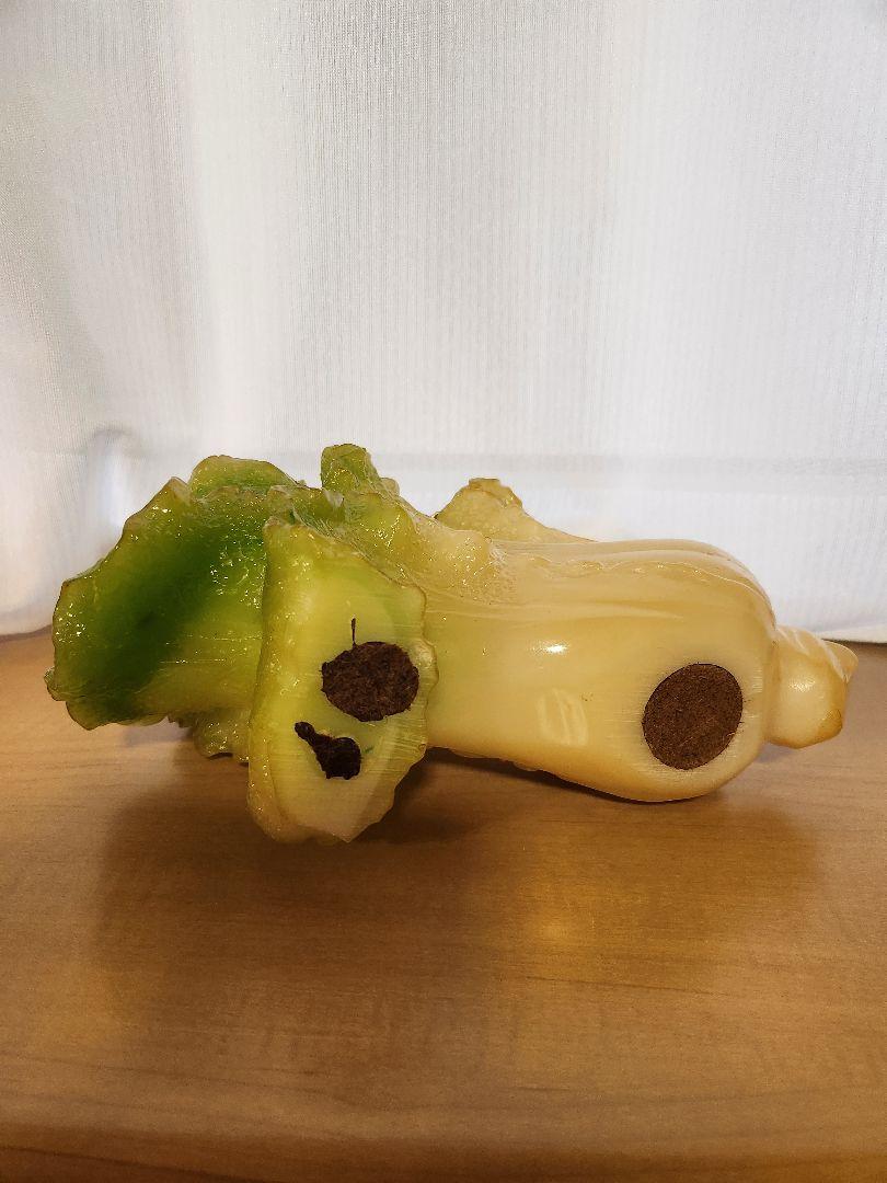 翡翠風 白菜とカエルの置物（中国製）