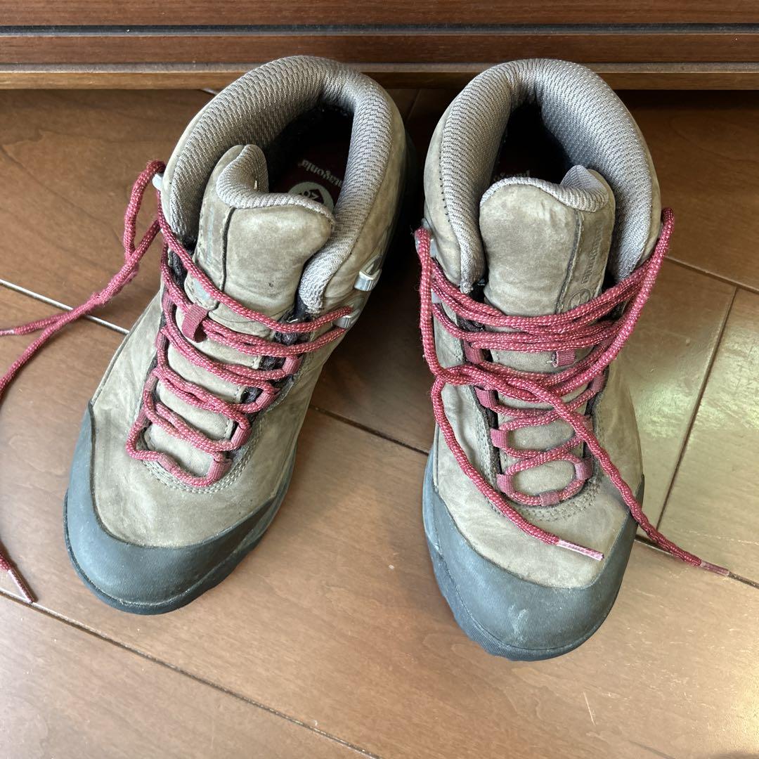 パタゴニア トレッキングシューズ patagonia - メルカリ パタゴニア トレッキングシューズ patagonia - メルカリ