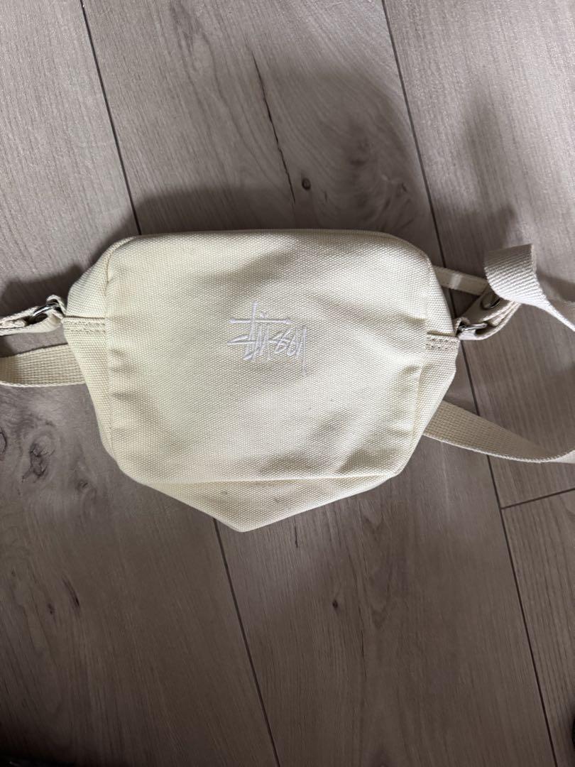 stussyショルダーバッグ