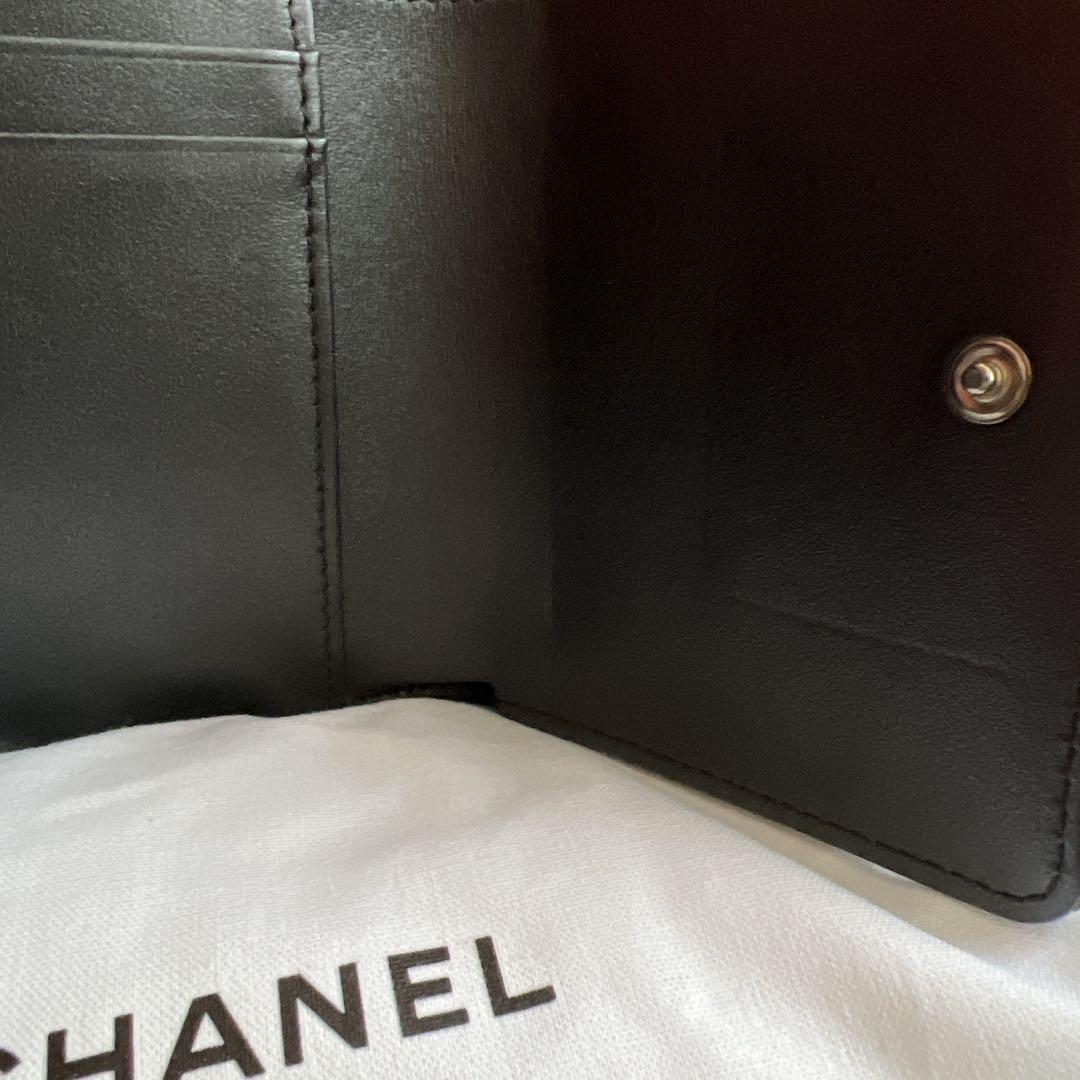 CHANEL キャビアスキンマドモアゼル 黒色