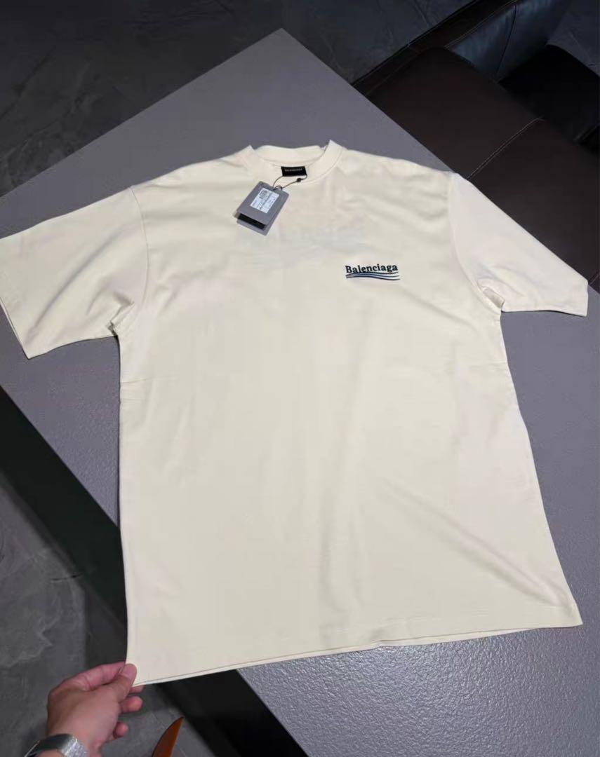 Balenciaga バレンシアガロゴ Tシャツ クリーム色 新品未使用XS