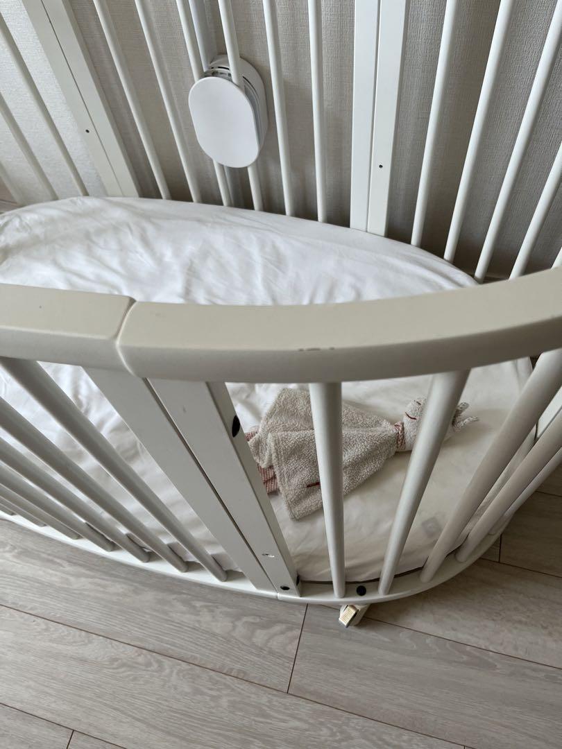 White Stokke Sleepi bed全付属品付きホワイト