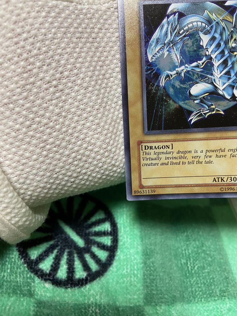 BLUEEYESWHITEDRAGON 英語版 遊戯王カード