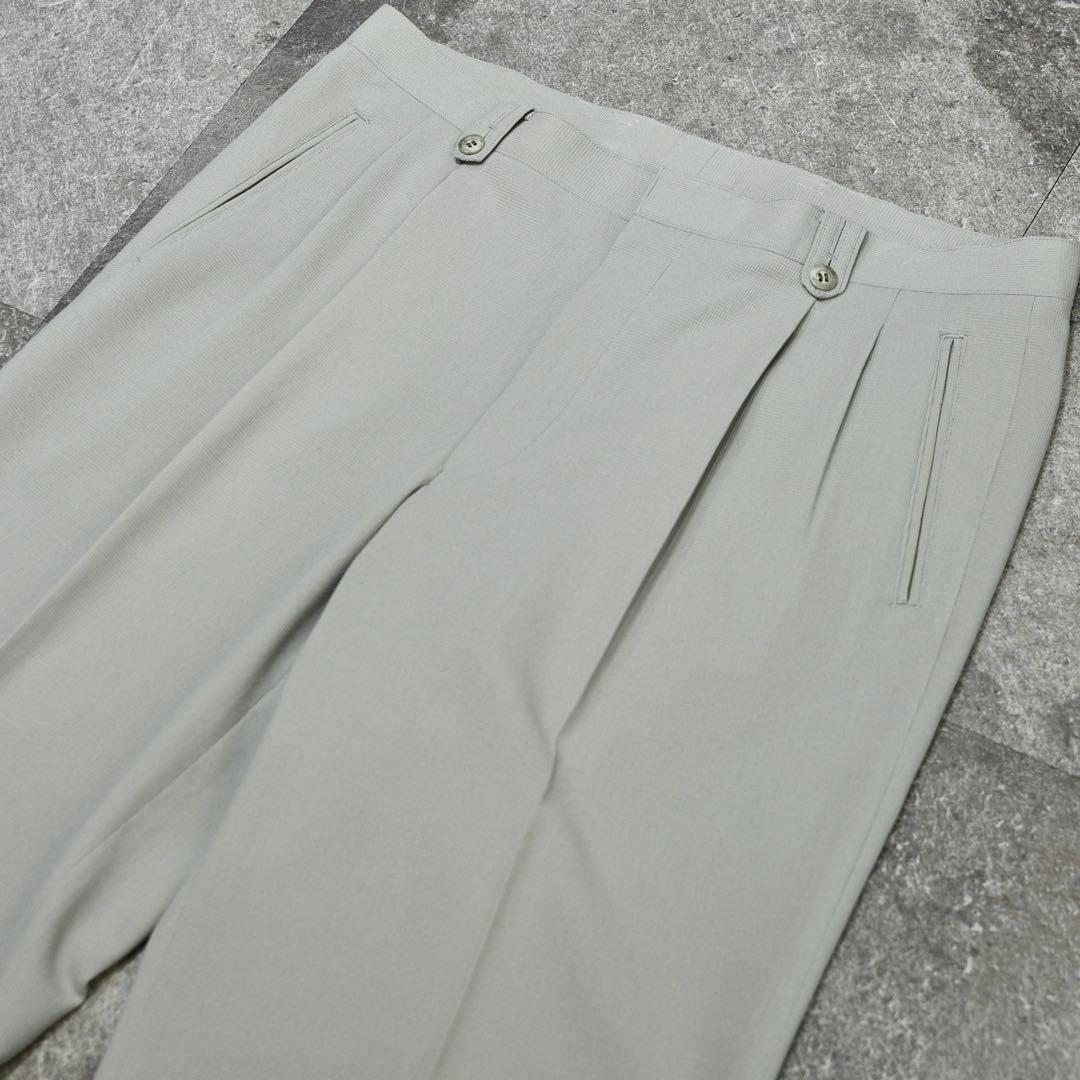 アイボリー タックパンツ