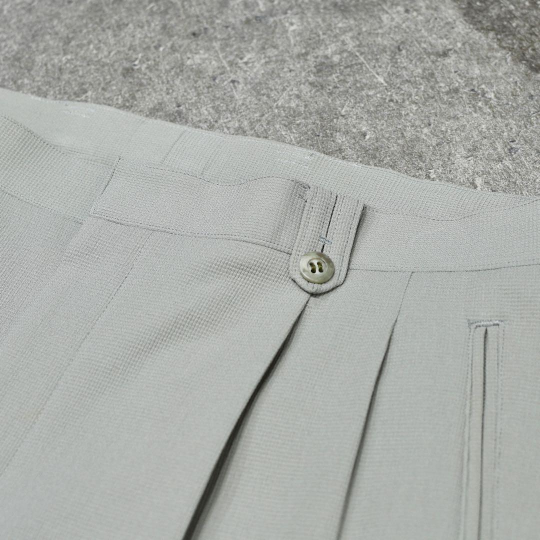 アイボリー タックパンツ