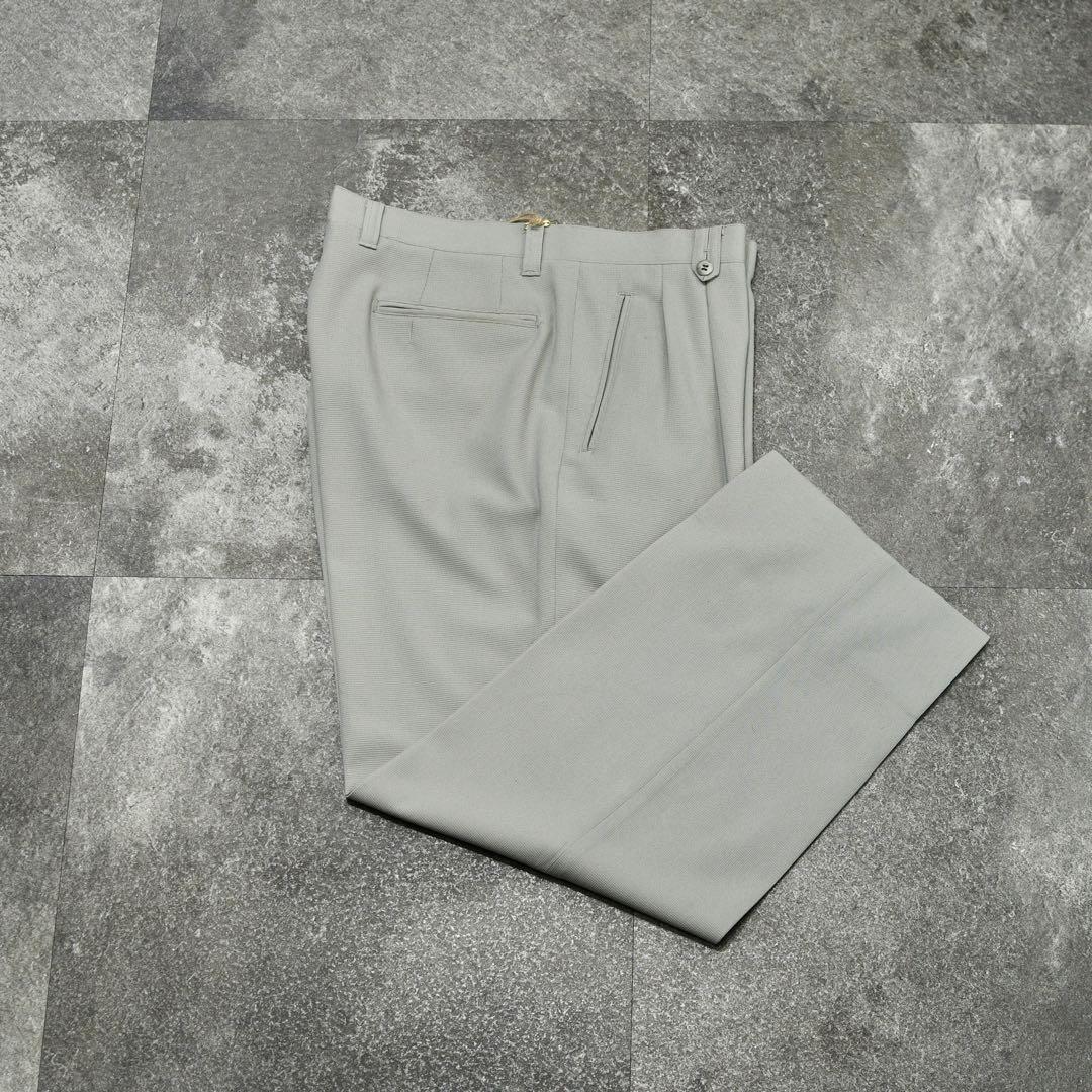 アイボリー タックパンツ