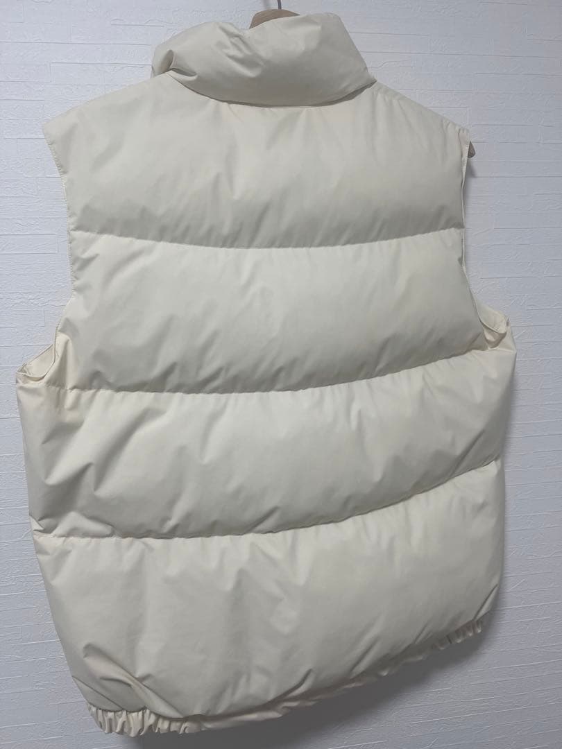 earthly アイボリー ダウンベスト