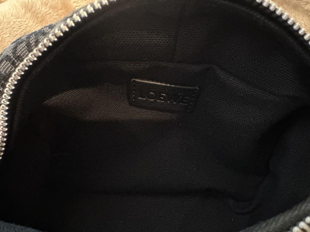 【美品】ロエベ  LOEWE カメラバッグ　ショルダーバッグ