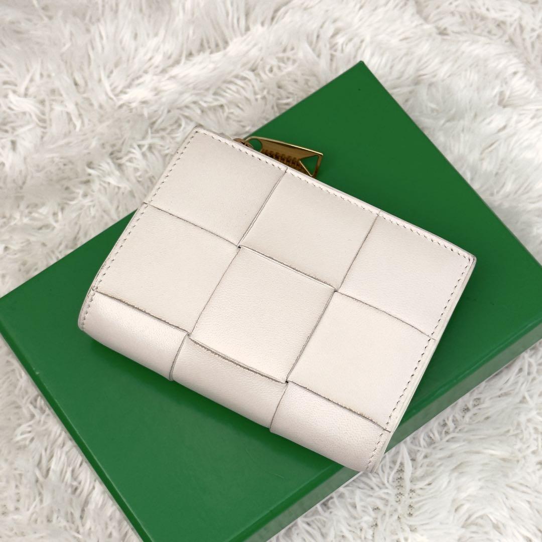 美品⭐️BOTTEGAVENETA ボッテガ イントレ カセット 財布 RFID