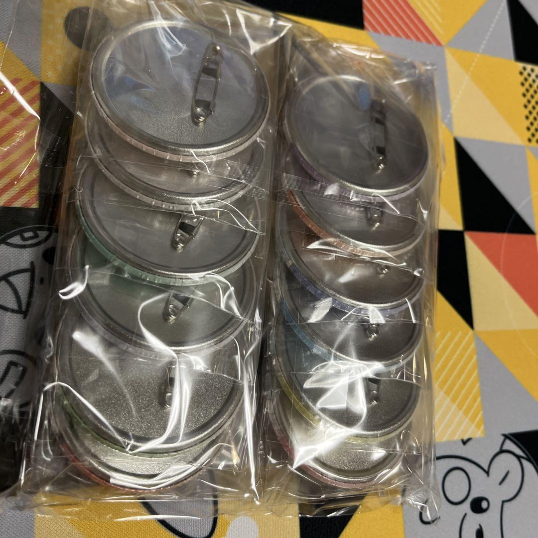 にじちず 缶バッジ12個セット