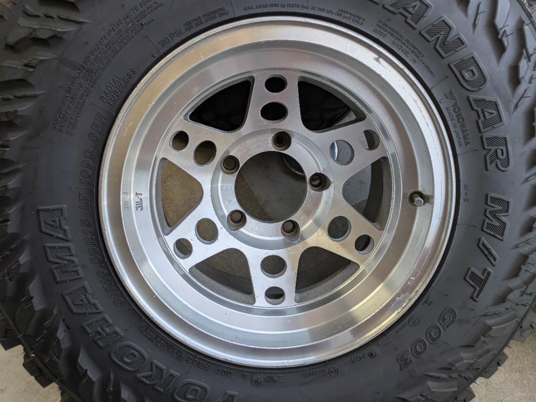 ヨコハマジオランダー 31ｘ10.50 R15 6PR
