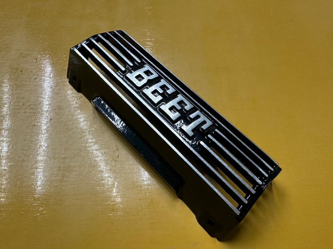 エンブレム BEET