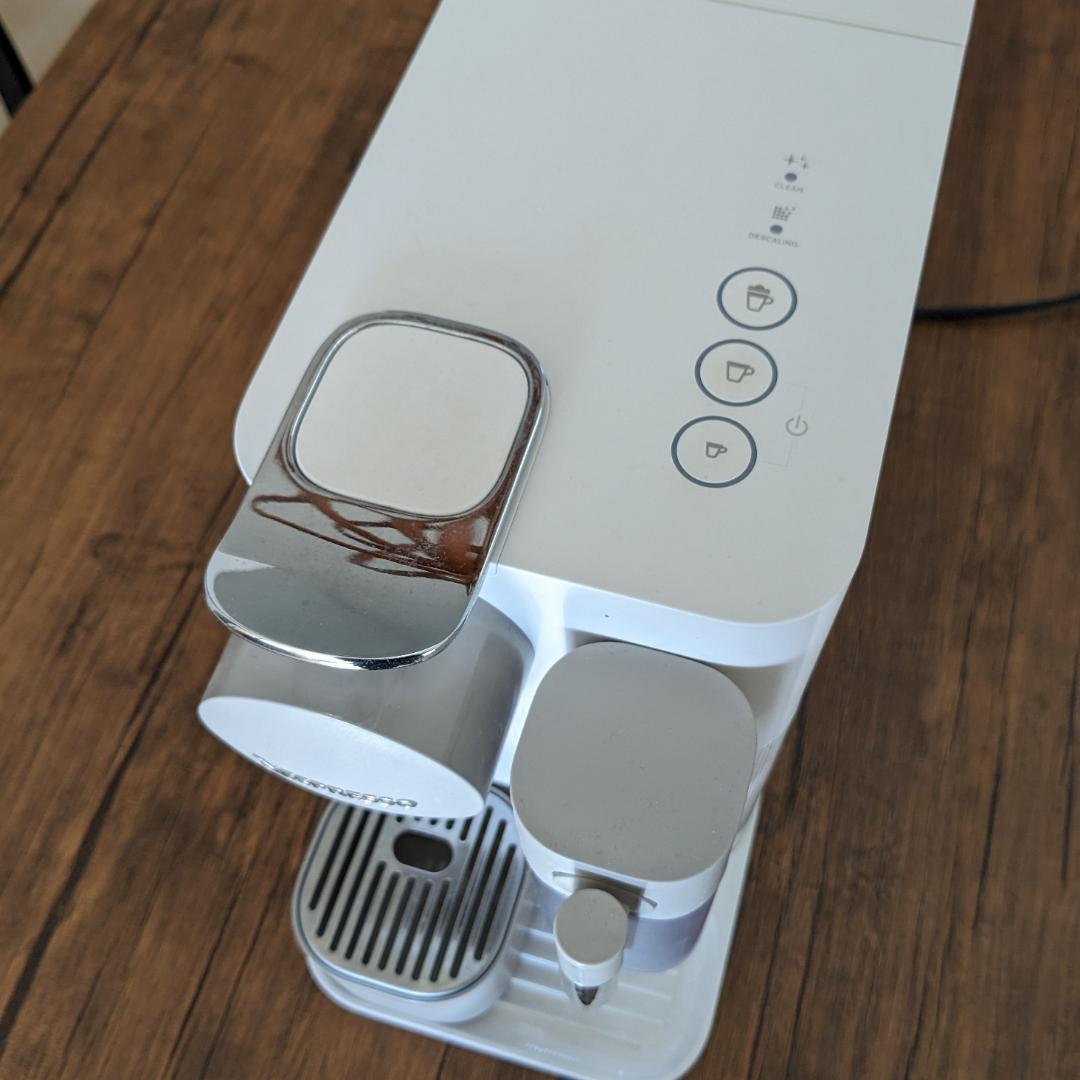 NESPRESSO ネスプレッソ ラティシマワン