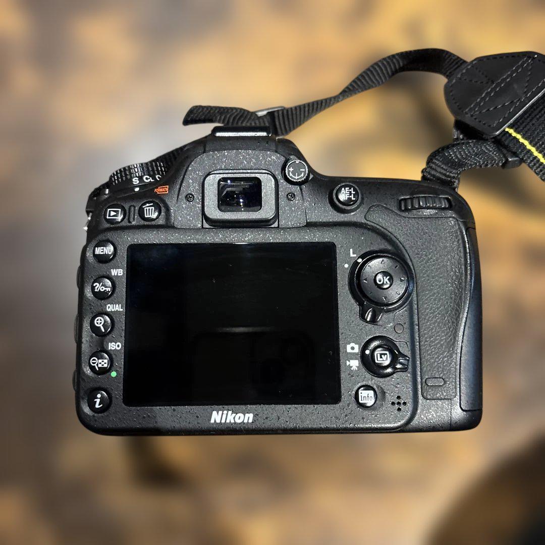 美品　Nikon D7100 ボディ　撮影枚数6951