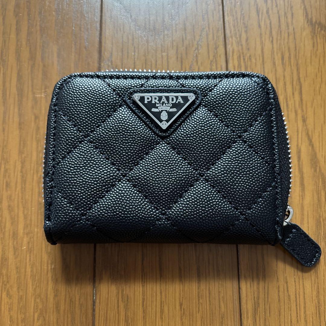 PRADA 黒 ナイロン コインケース PRADA コインケース 黒 ナイロン 約10cm x 8cm 保存袋付き