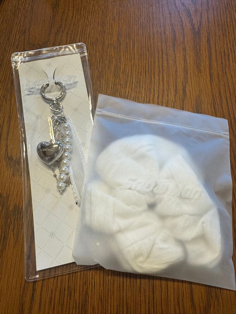 【Snow Man】韓国 1st ポップアップ スノーキーホルダーシュシュセット