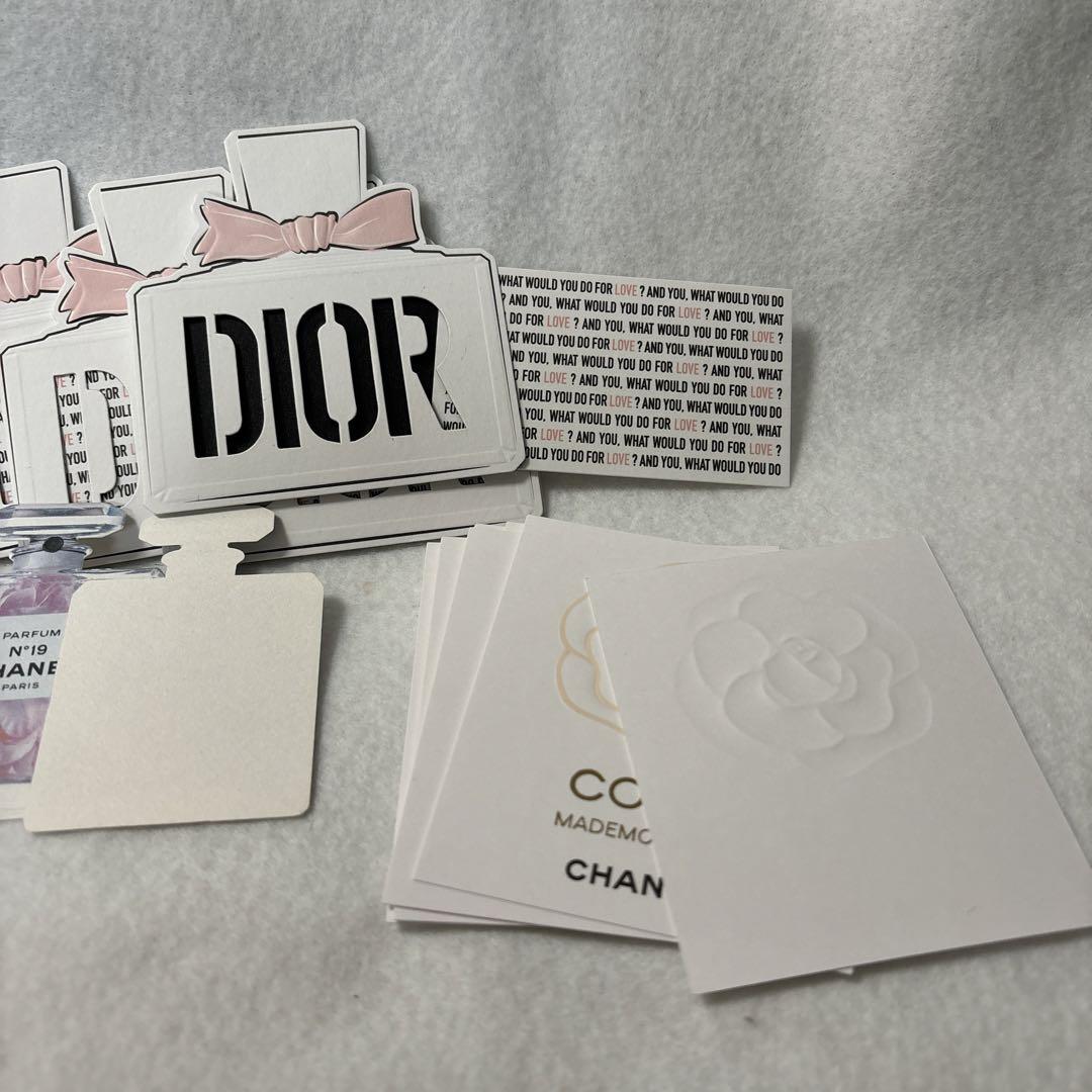ムエット・試香紙・テスター用紙　DIOR・CHANEL・他　香り付き シャネル Dior 試香紙 香水テスター用紙 ムエット - メルカリ