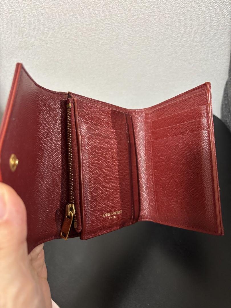 サンローラン二つ折り財布 赤　美品