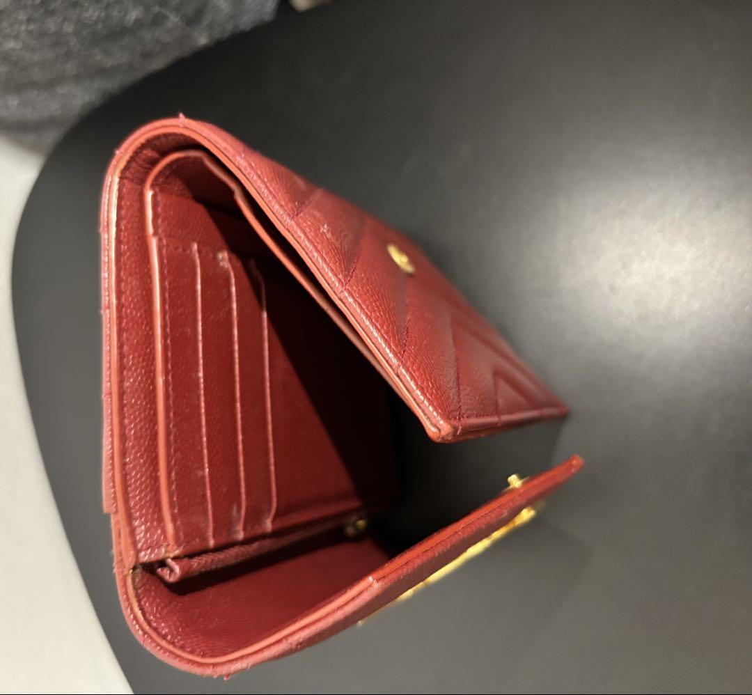 サンローラン二つ折り財布 赤　美品