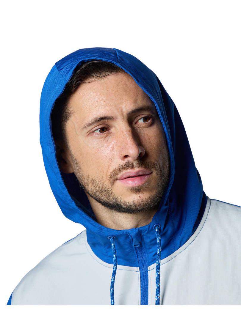 【新品・未使用]UNDER ARMOUR ウィンドブレーカー