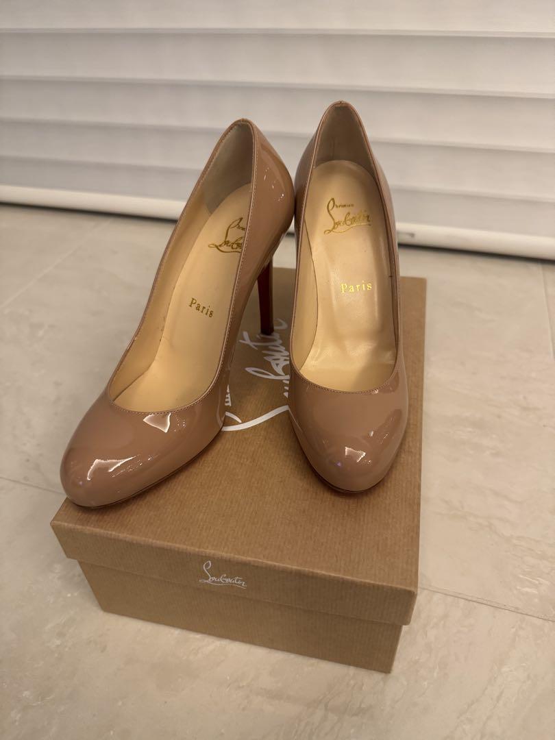 Christian Louboutin ベージュ ハイヒール