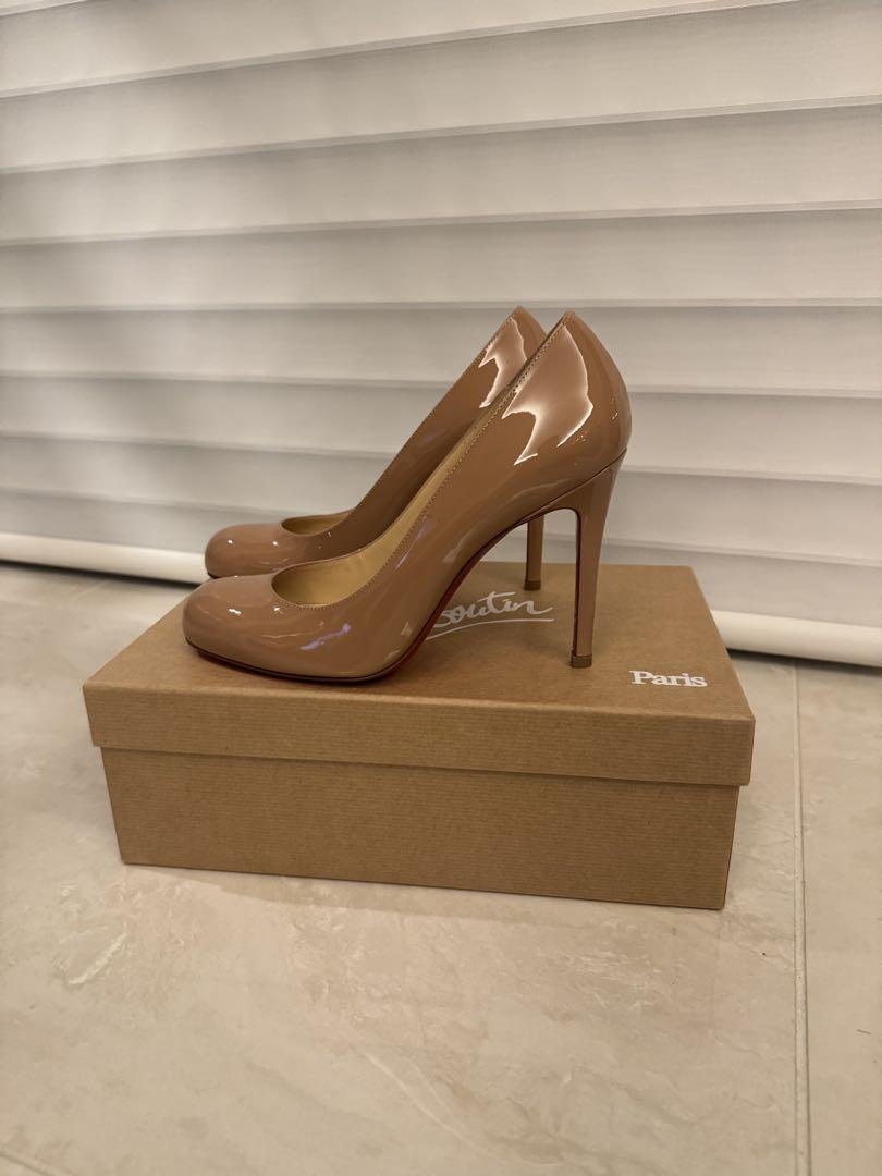 Christian Louboutin ベージュ ハイヒール