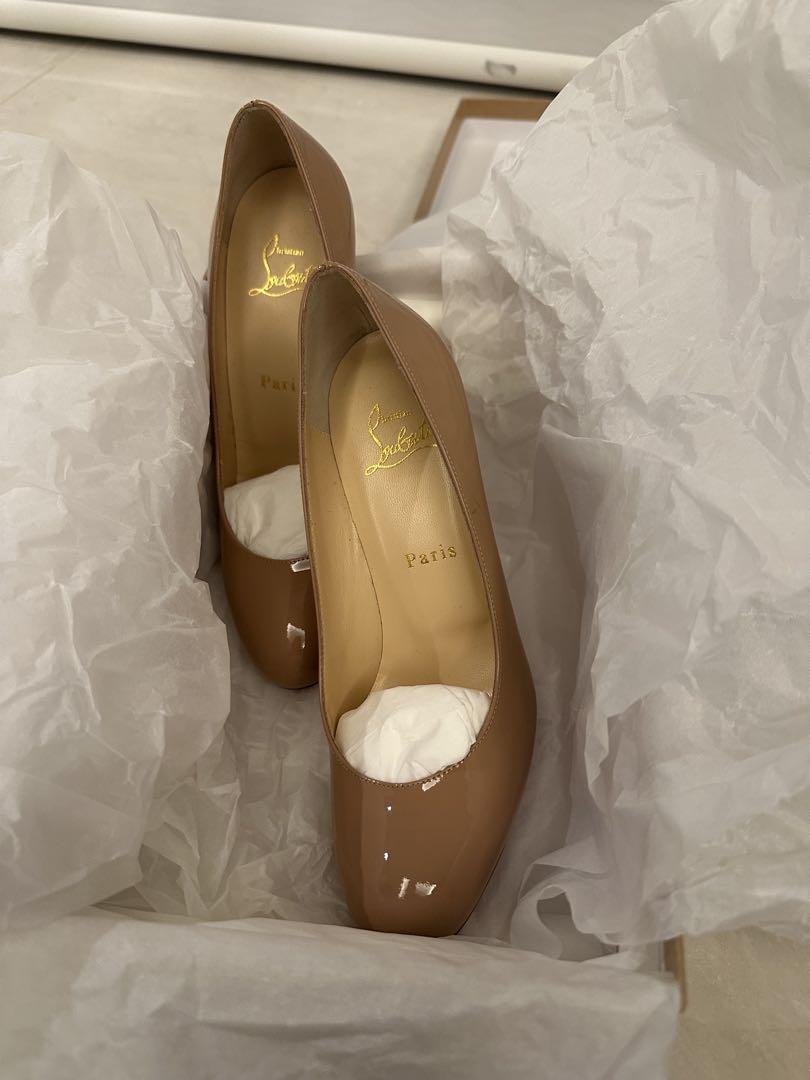Christian Louboutin ベージュ ハイヒール