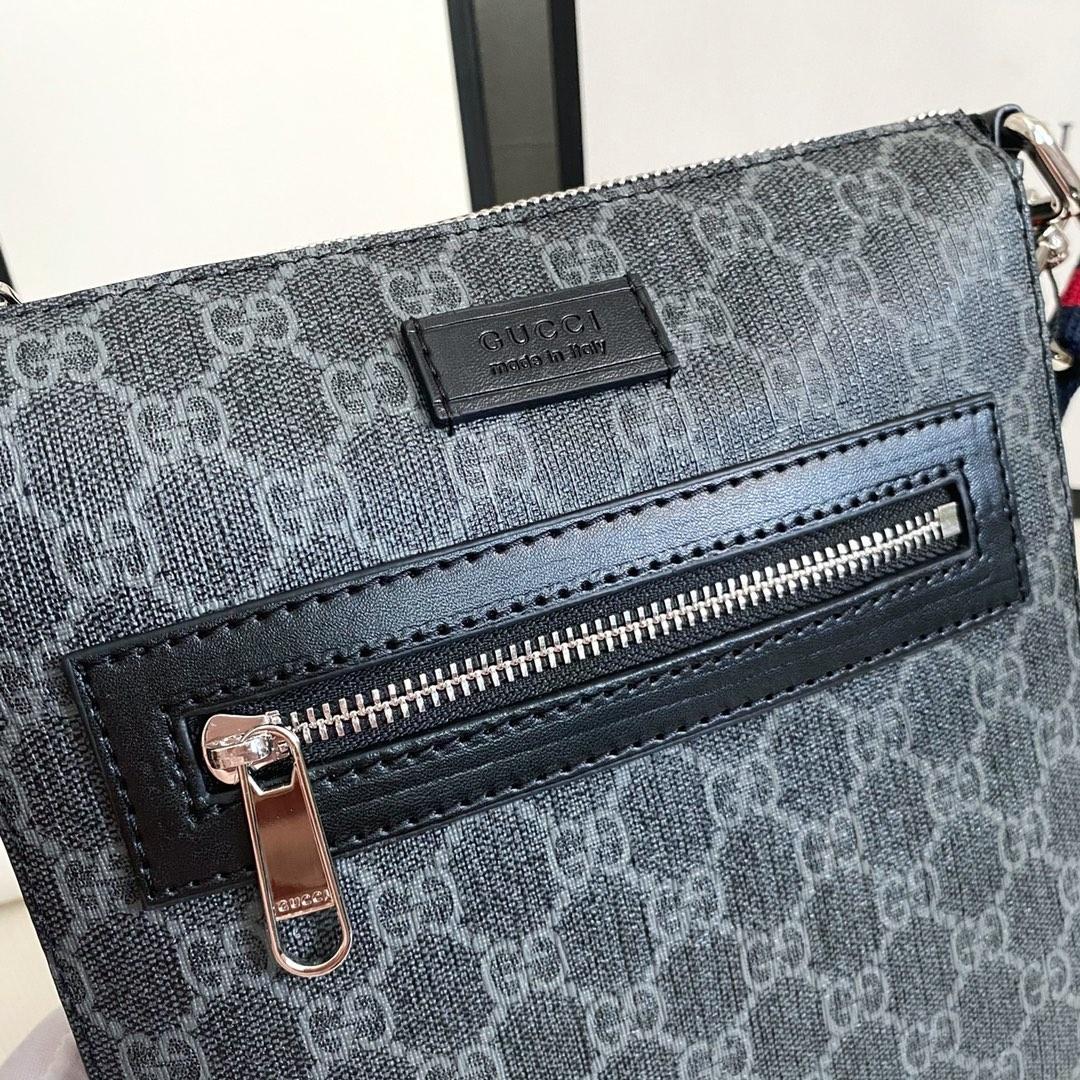 GUCCI メッセンジャーバッグ　ショルダーバッグ