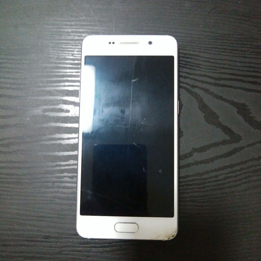 Galaxy Feel White 32 GB docomo スマートフォン・携帯電話