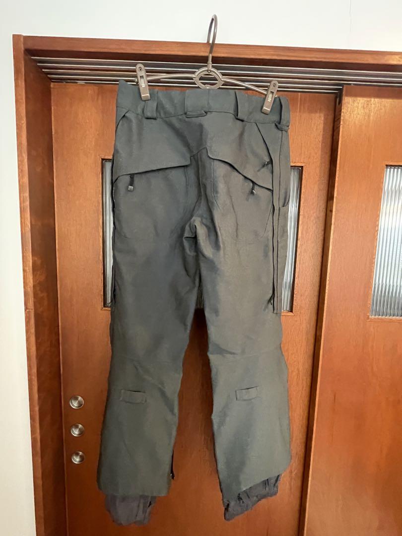 Burton ak 2LGORE-TEX STAGGERジャケット パンツS