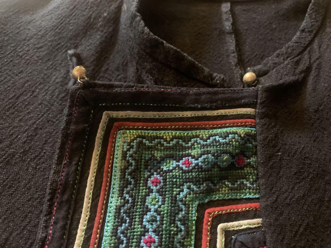 黒モン族　ジャケット　ジャケット　藍染め　手刺繍　ザオ族　民族　刺繍　モン族