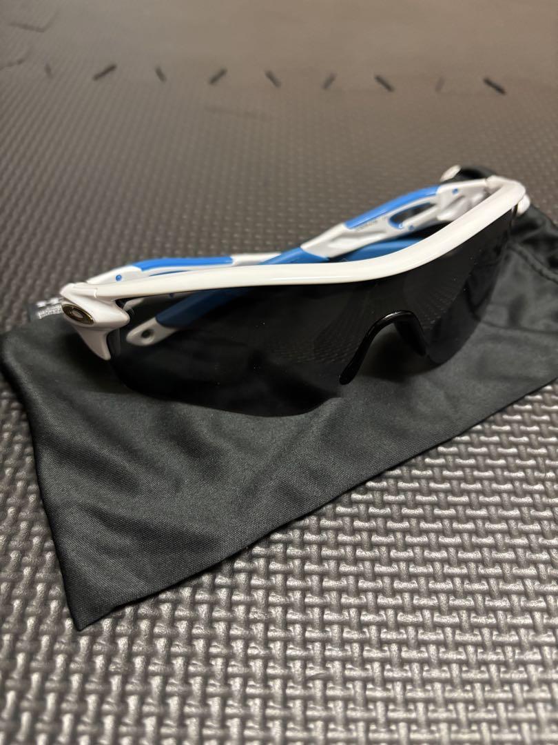 Oakley サングラス ホワイト/ブルー