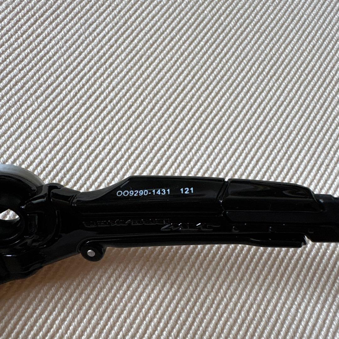 Oakley JAWBREAKER ジョウブレイカー　調光レンズ　ブラック