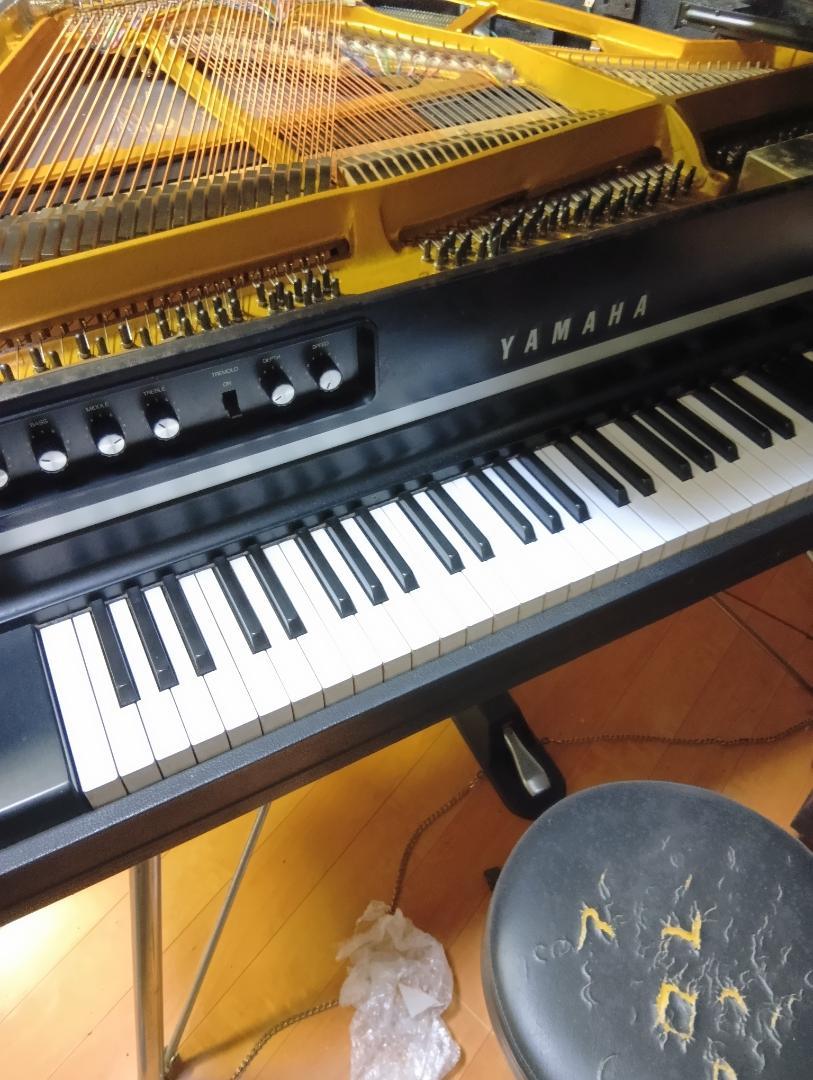 鍵盤楽器 YAMAHA CP 70B