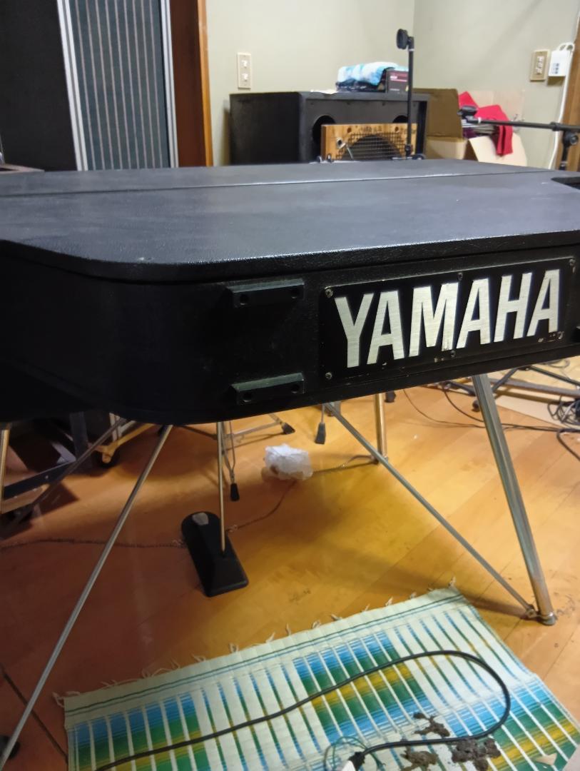 鍵盤楽器 YAMAHA CP 70B