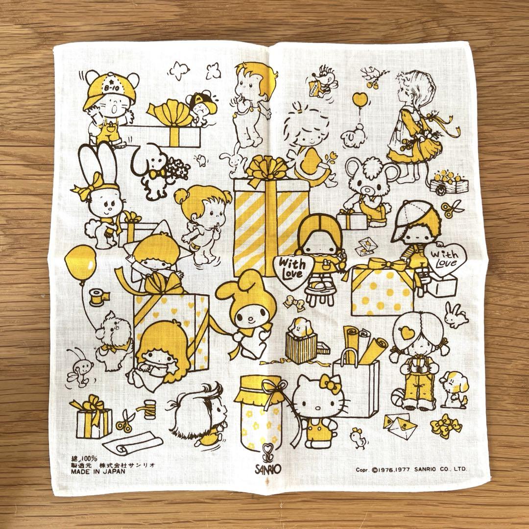 サンリオキャラクター　昭和レトロ　ハンカチ9枚セット（＋おまけ）