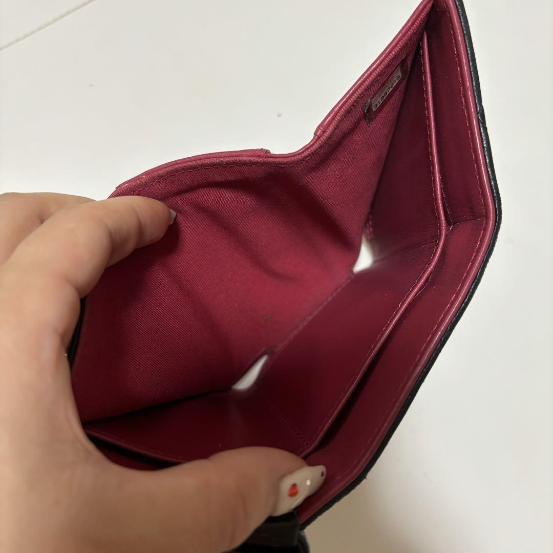 シャネル 三つ折り財布