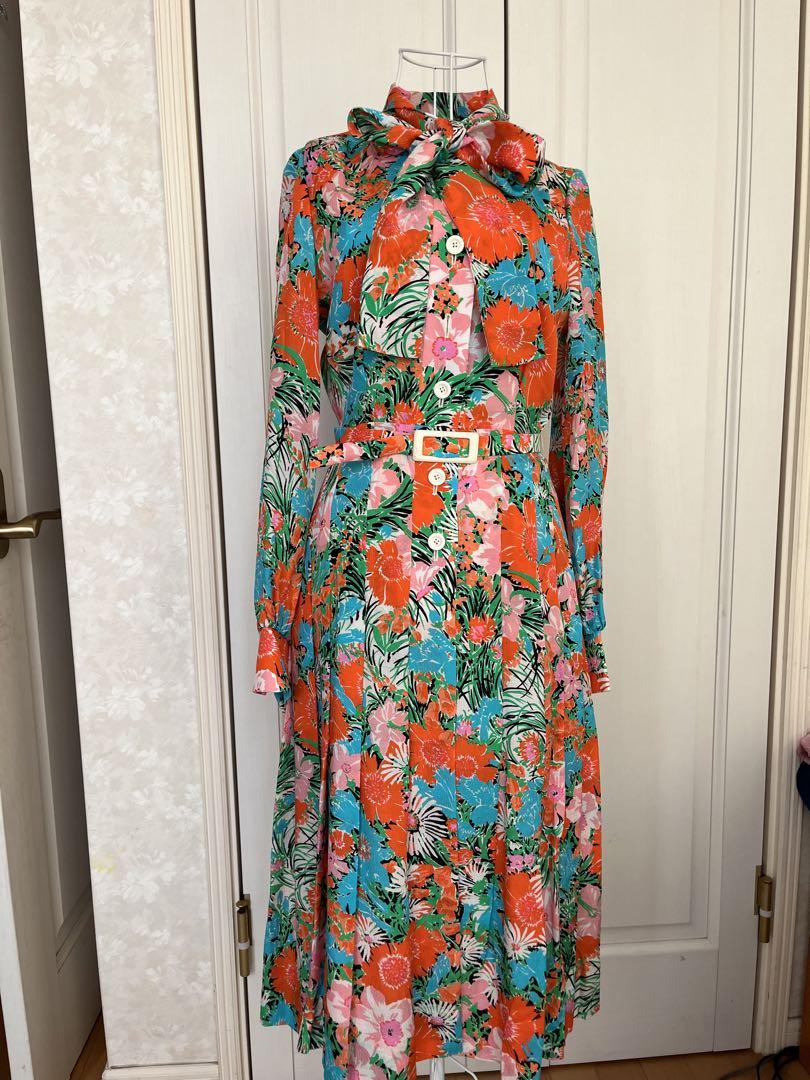 合馬です！LANVIN 稀少品　シルク高級　花柄ロングドレス リボン付き