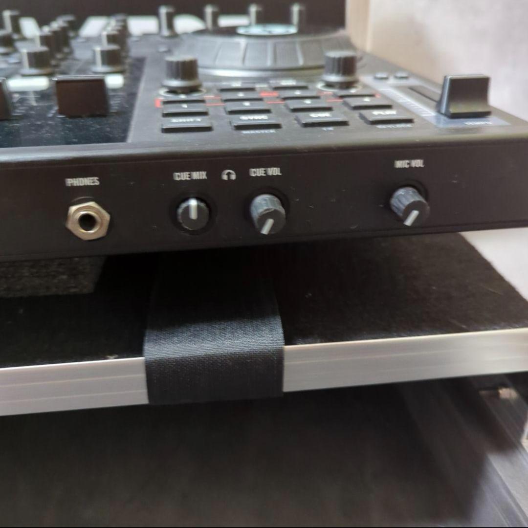 【TRAKTOR】 KONTROL S4 フライトケース付き